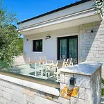 Ilias * Σκάλα Ποταμιάς