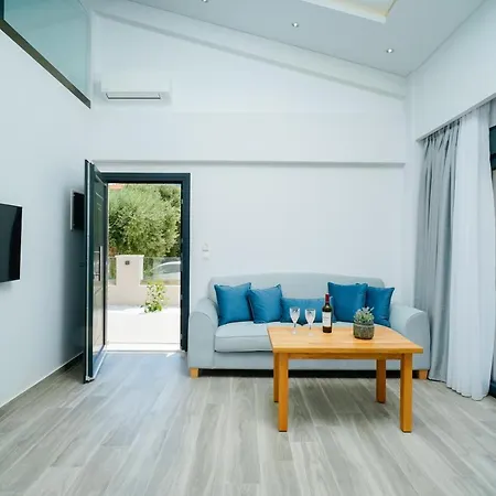 Ilias فيلة سكالا بوتامياس